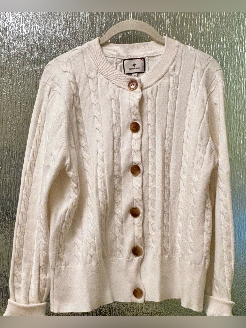 Tuckernuck Cream Cable-Knit Button Cardigan Like New!